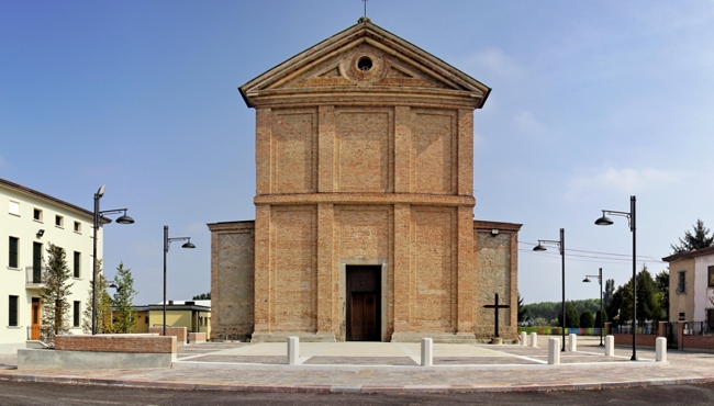 chiesa frontale